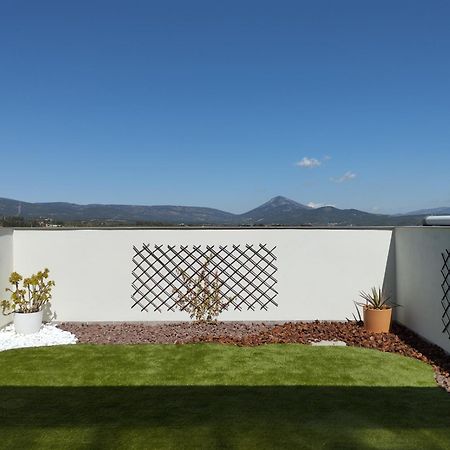 Gegant De Pedra Apartaments Adzaneta Exterior foto