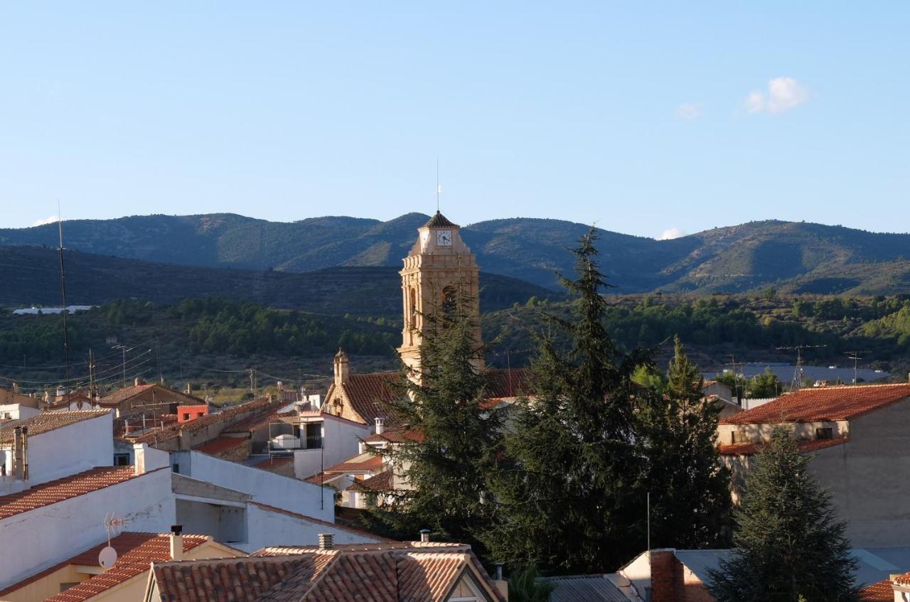Gegant De Pedra Apartaments Adzaneta Exterior foto
