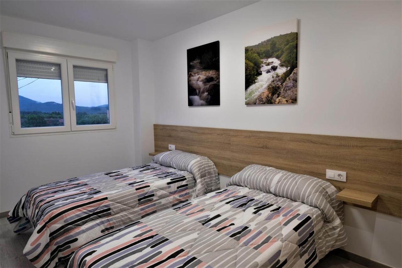Gegant De Pedra Apartaments Adzaneta Exterior foto